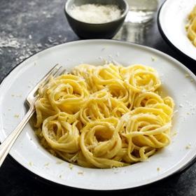 Linguine with Lemon Sauce