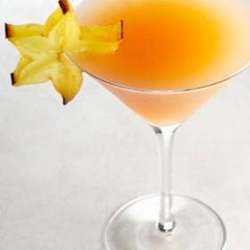The Rising Star: A Cocktail Starring Lillet Blanc